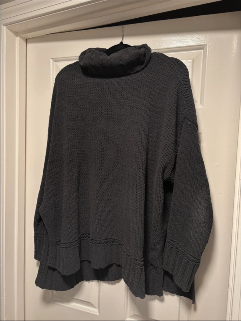Aerie Oversized Chunky Knit Turtleneck Sweater - Charcoal Gray - Size Medium